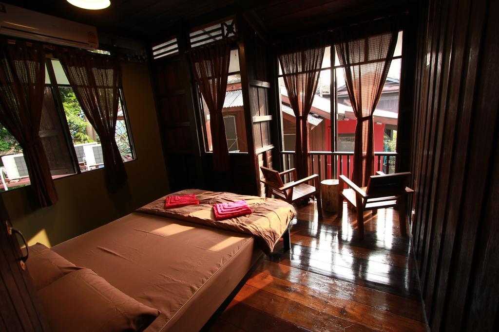 Viman Guesthouse Banguecoque Exterior foto