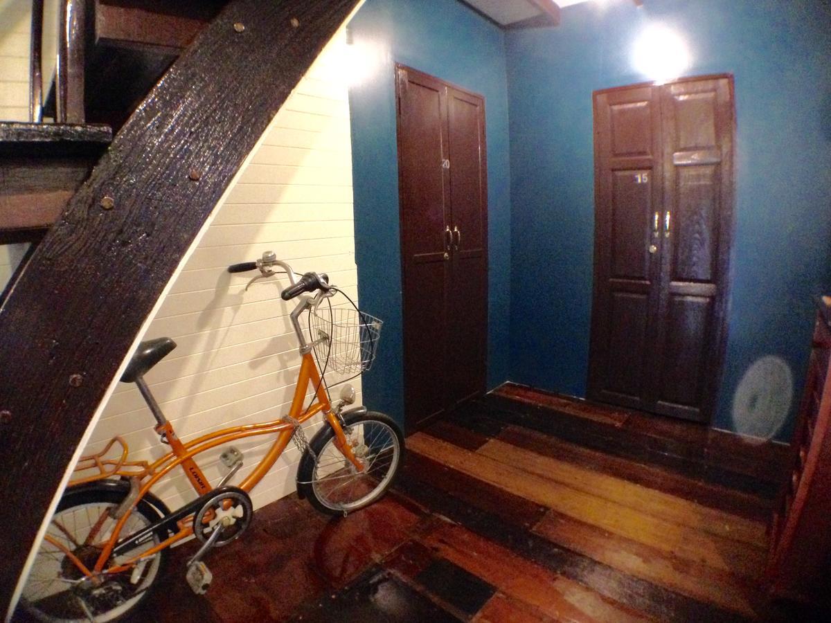 Viman Guesthouse Banguecoque Exterior foto